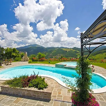 Belvilla By Oyo La Rocca Estate Hotel Apecchio